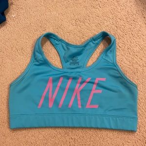 nike sports bra